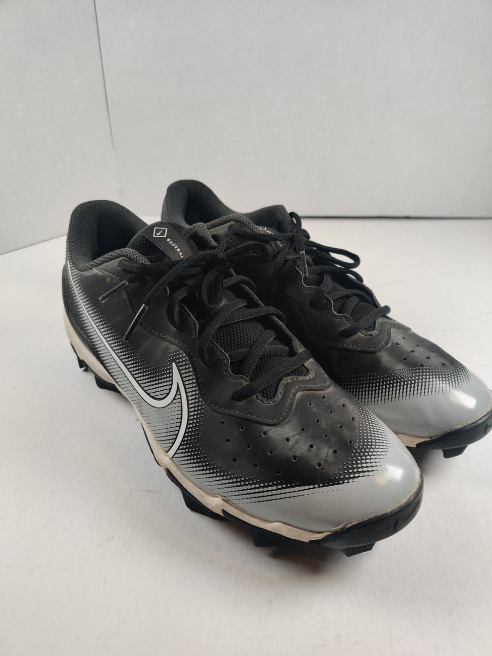 Nike Diamond Fastflex Rubber Baseball Cleats Men's Size 8.5 Black White Gray